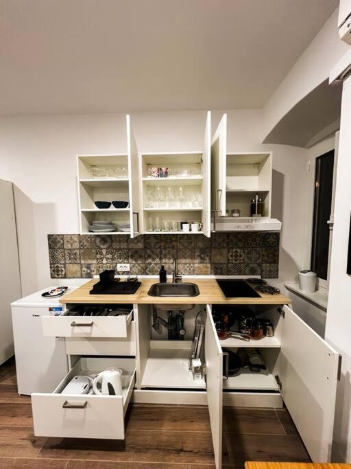 Studio Apartment Joanna ริเยกา ภายนอก รูปภาพ